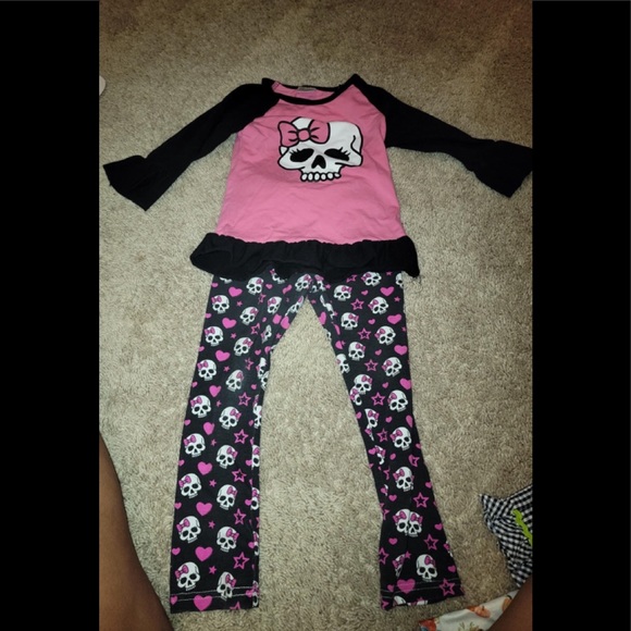 Boutique Halloween set - Picture 1 of 1